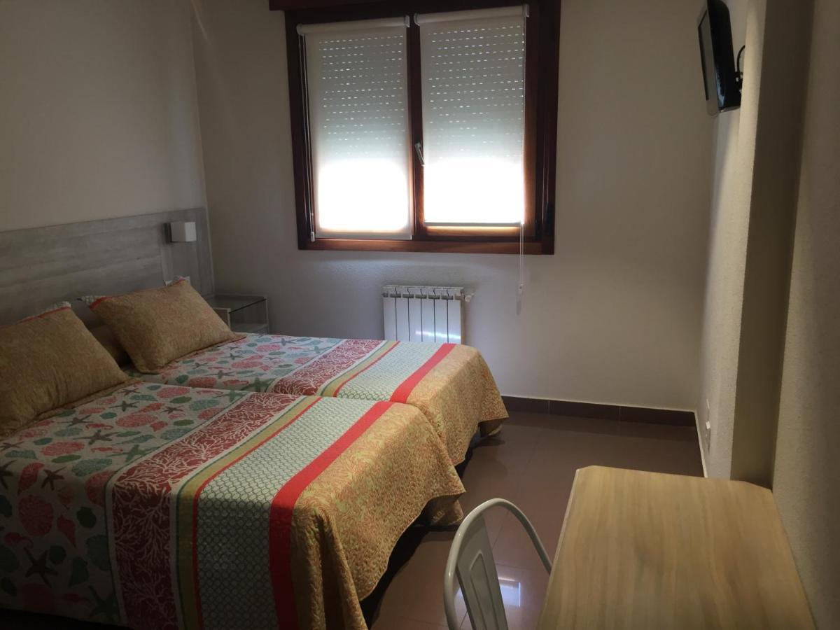 גיחון Hotel Playa Poniente מראה חיצוני תמונה